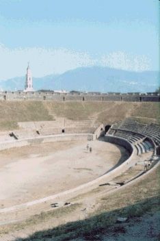 Amphitheatre from Top Wall